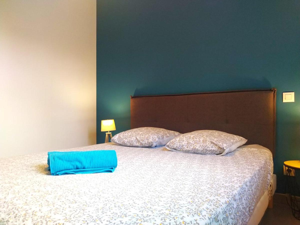 Le Clos Andree - Charmante Maison 8 Personnes - 5 Lits - Climatisation Reversible - Parking 3 Vehicules - Garage - Zone Nord Montauban - Terrasse Et Jardin Esterno foto