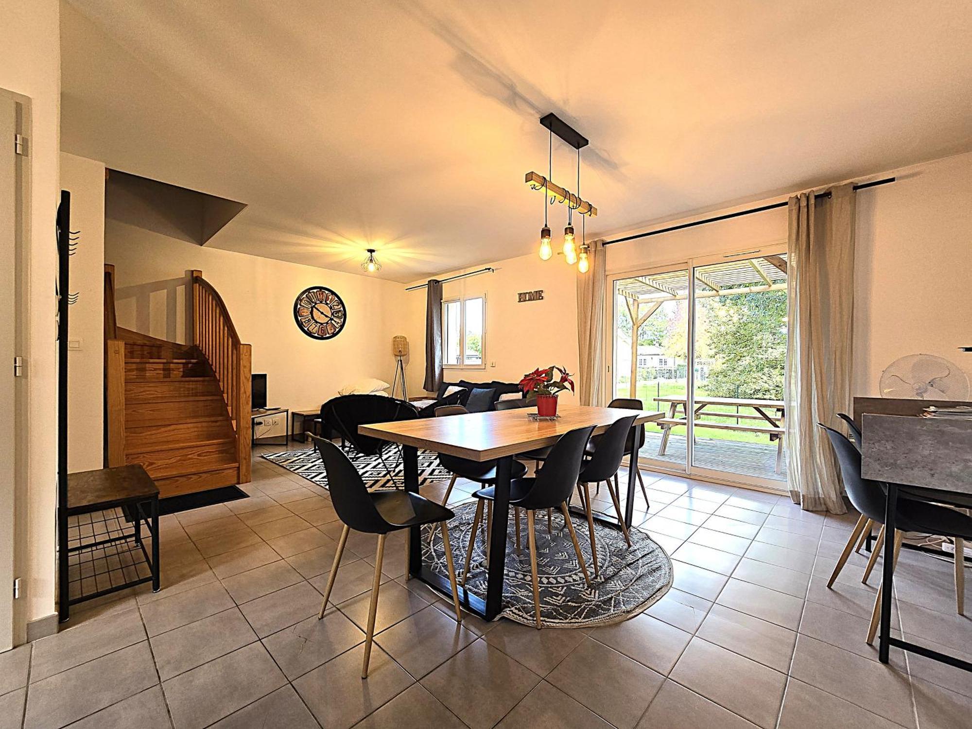 Le Clos Andree - Charmante Maison 8 Personnes - 5 Lits - Climatisation Reversible - Parking 3 Vehicules - Garage - Zone Nord Montauban - Terrasse Et Jardin Esterno foto